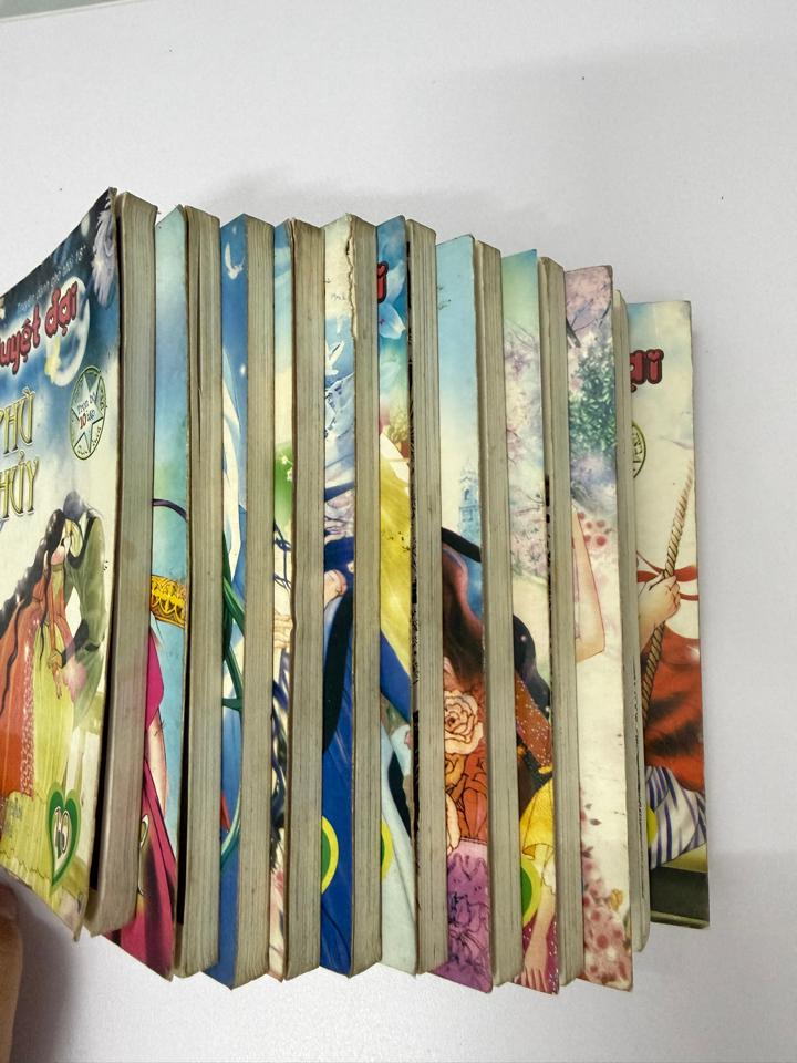 Tuyệt đại phù thuỷ ( chất lượng như ảnh )-duoc-ban-tai-Trần Nam - Tiệm Manga chút ét