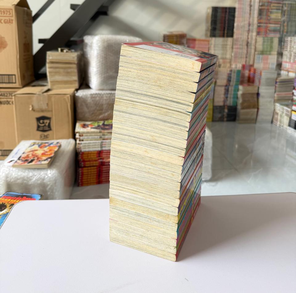 Đầu gấu bốn mắt full bộ-duoc-ban-tai-Trần Nam - Tiệm Manga chút ét