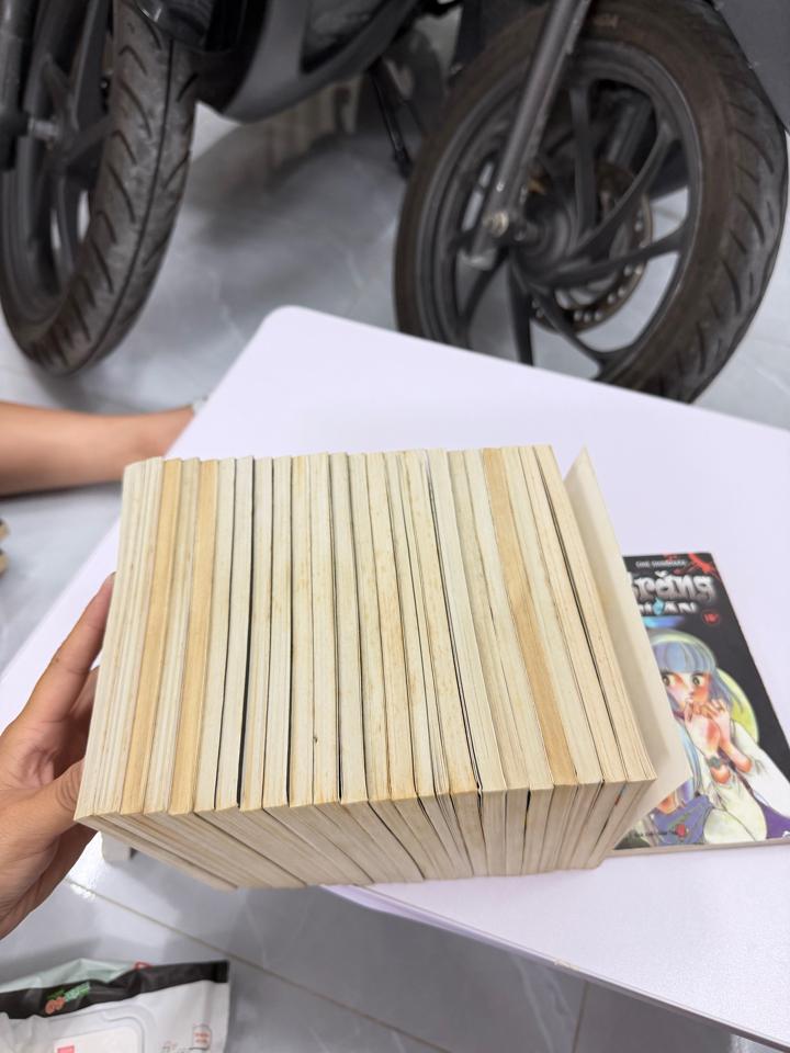 Ánh trăng bí ẩn full bộ ( 3c ghim bìa ) -duoc-ban-tai-Trần Nam - Tiệm Manga chút ét