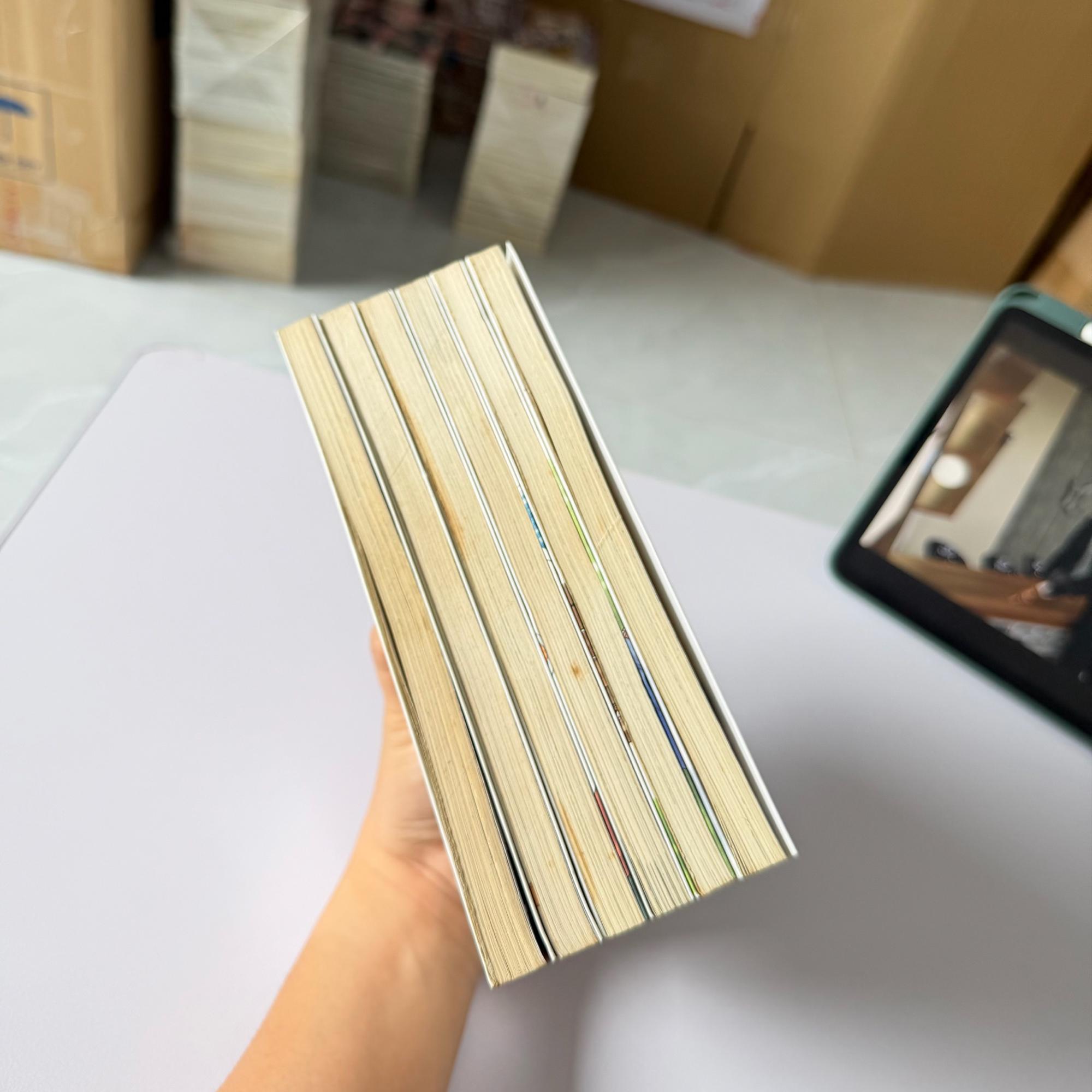 Kẹo dâu tây full bộ ( lỗi bìa sau tập 6 có gãy nhẹ ) -duoc-ban-tai-Trần Nam - Tiệm Manga chút ét