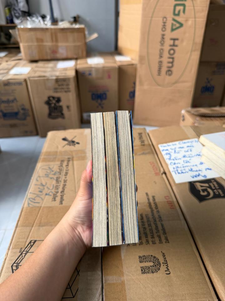 Saint full bộ ( khổ bunko, nét vẽ đẹp )-duoc-ban-tai-Trần Nam - Tiệm Manga chút ét