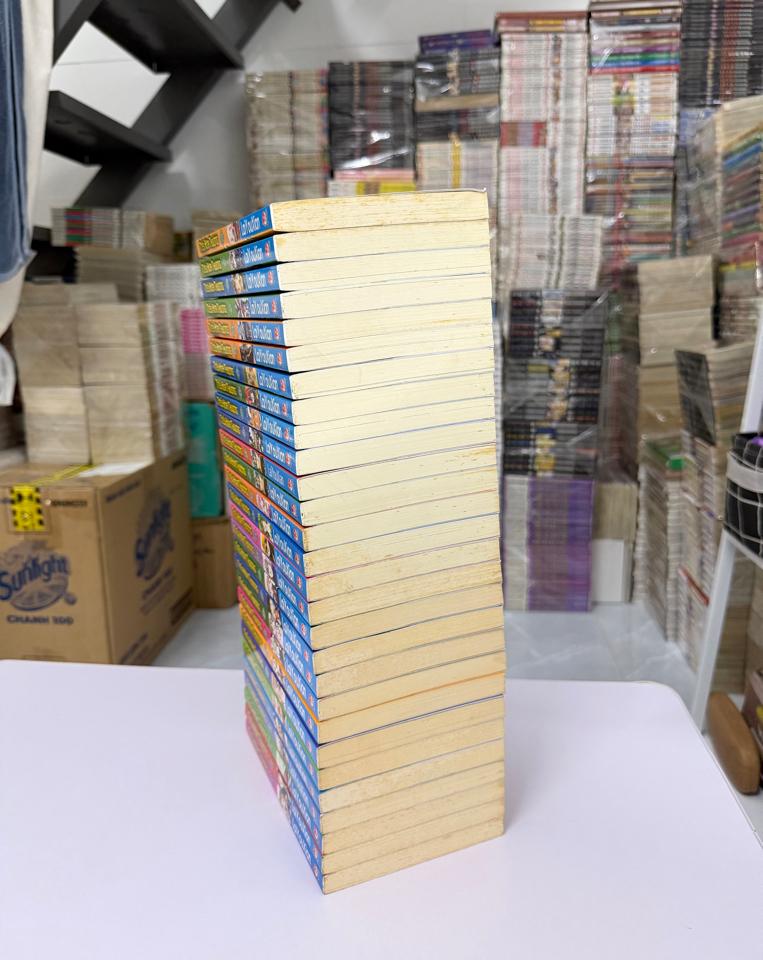 Tiểu hoà thượng full bộ ( bìa gáy đẹp, giấy ố nhẹ )-duoc-ban-tai-Trần Nam - Tiệm Manga chút ét