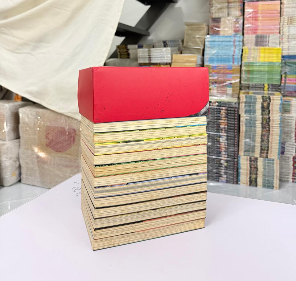 Ajin full bộ ( giấy ố, box 3 )-duoc-ban-tai-Trần Nam - Tiệm Manga chút ét