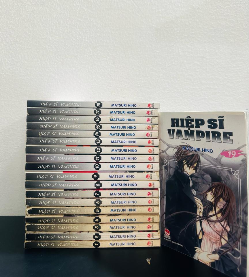 Hiệp sĩ Vampire full bộ -duoc-ban-tai-Trần Nam - Tiệm Manga chút ét