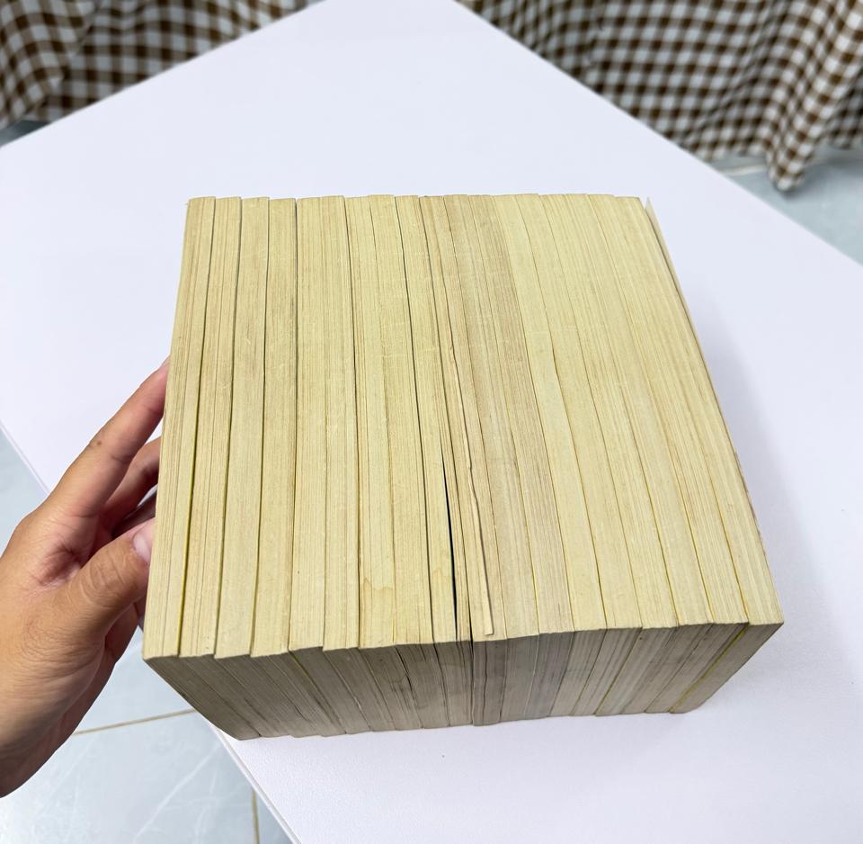 Quyển sách kì bí full 2 phần ( P1 xuôi , P2 ngược ) -duoc-ban-tai-Trần Nam - Tiệm Manga chút ét