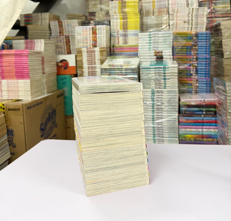 Nhà có 5 nàng dâu full bộ ( bản in đầu, 2-6 bìa đb, 14 seal - kèm 4 pk )-duoc-ban-tai-Trần Nam - Tiệm Manga chút ét