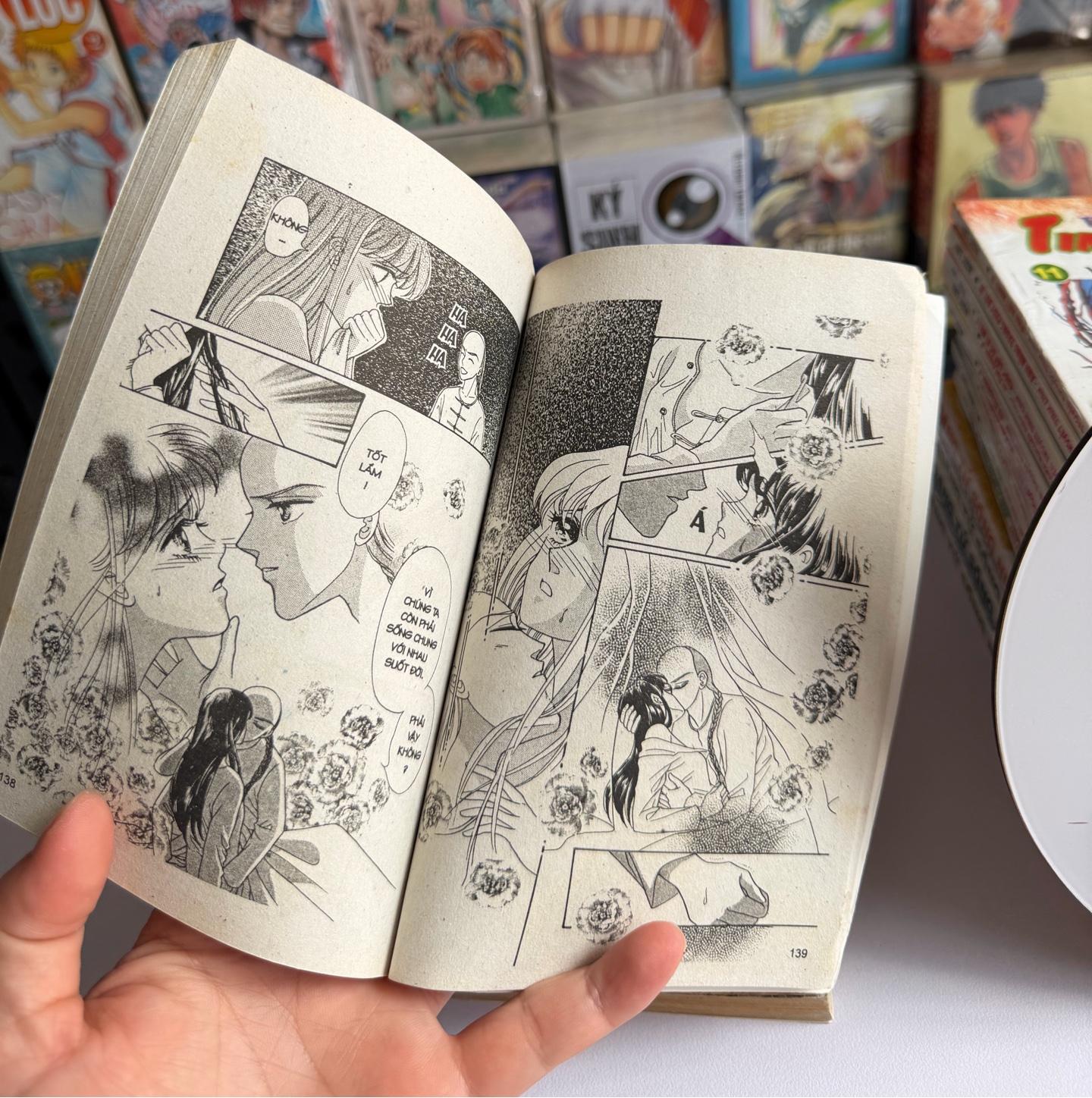 Cô Gái 300 Tuổi-duoc-ban-tai-Trần Nam - Tiệm Manga chút ét