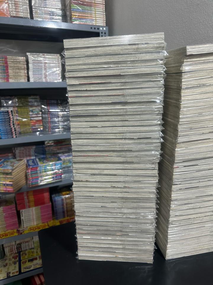 Bleach full bộ ( clg đẹp, đủ phụ kiện , huy hiệu )-duoc-ban-tai-Trần Nam - Tiệm Manga chút ét
