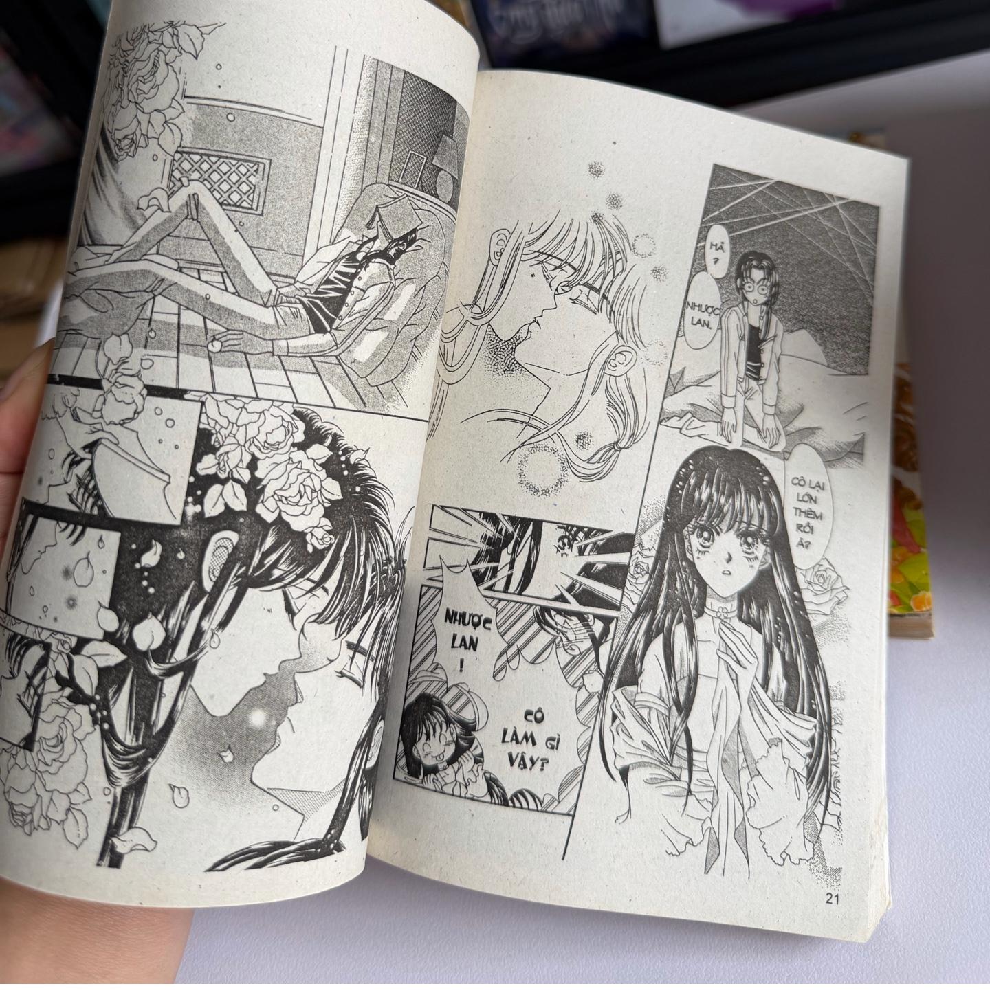 Cô Gái 300 Tuổi-duoc-ban-tai-Trần Nam - Tiệm Manga chút ét