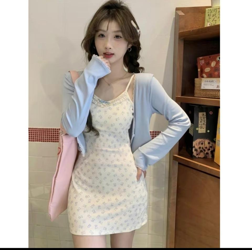 Váy 2 dây in hình gấu ren kèm áo choàng 602-duoc-ban-tai-YUAN HOU