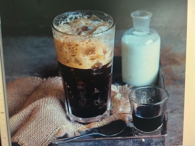 Cà Phê Đen-duoc-ban-tai-Him’s Coffee & Tea