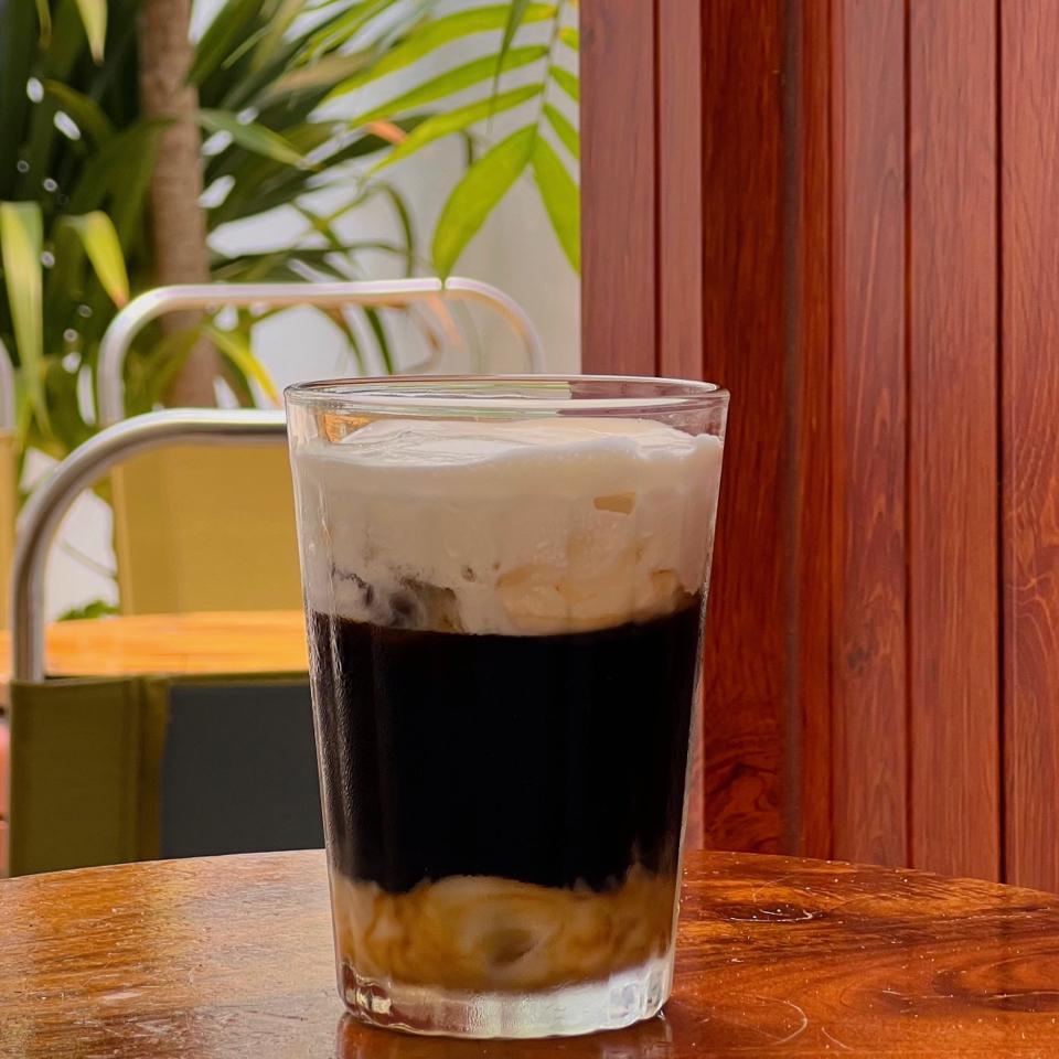 Cà Phê Muối (Kem Mặn)-duoc-ban-tai-Him’s Coffee & Tea