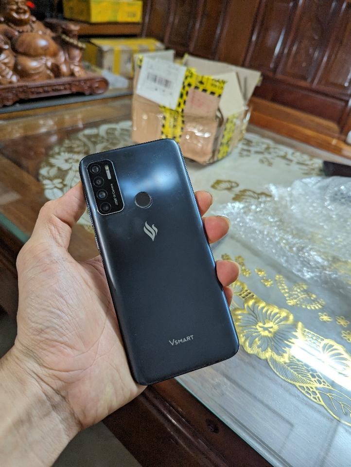 Vsmart Live (6/64)-duoc-ban-tai-MY MOBILE