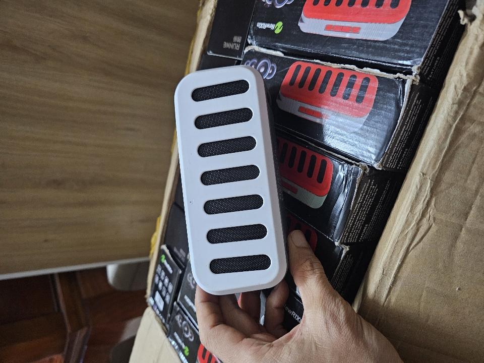 Loa Bluetooth kiêm đài FM NR 2013-duoc-ban-tai-MY MOBILE