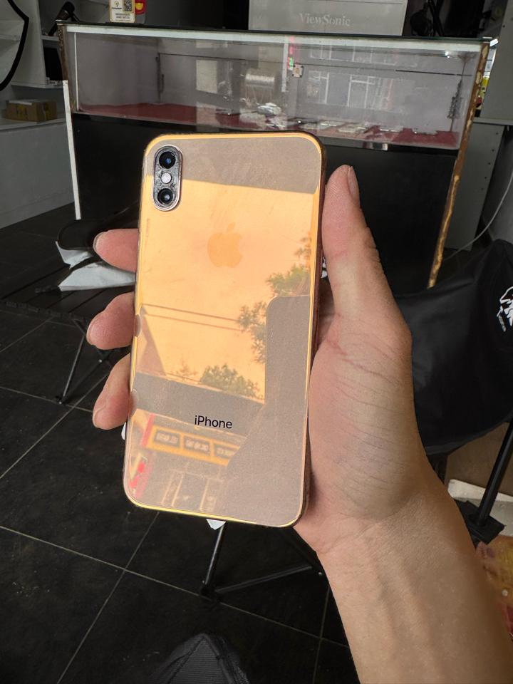 Iphone xs -duoc-ban-tai-Sử Store