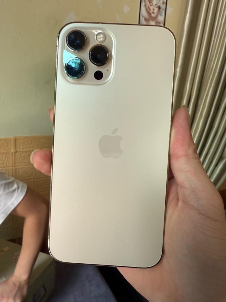 Iphone 12 pro max keng-duoc-ban-tai-Sử Store