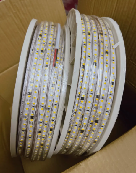LED dây 220V 2835 120Led có keo vàng ( 10cm cắt ) Không BH-duoc-ban-tai-LED VIỆT THÀNH