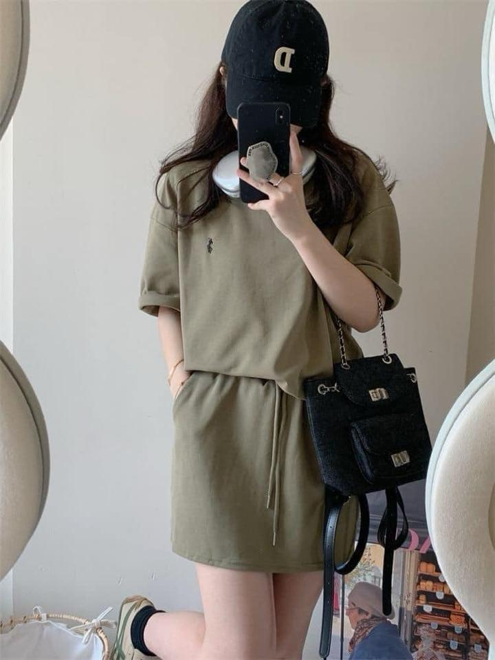 Set bộ nữ thêu con ngựa -duoc-ban-tai-Nhật Hà Order China