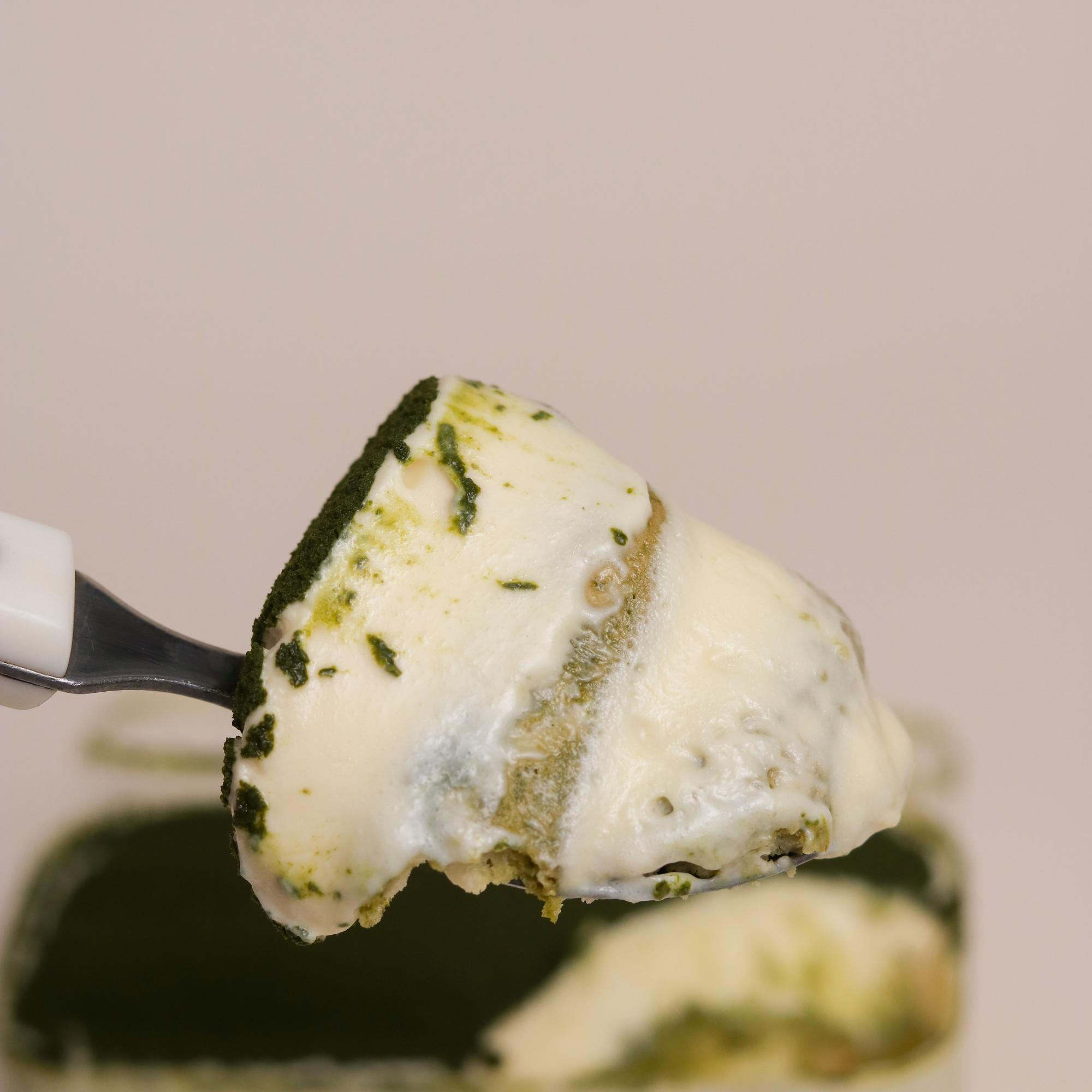 Matcha Tiramisu-duoc-ban-tai-Nekotan Bakeshop