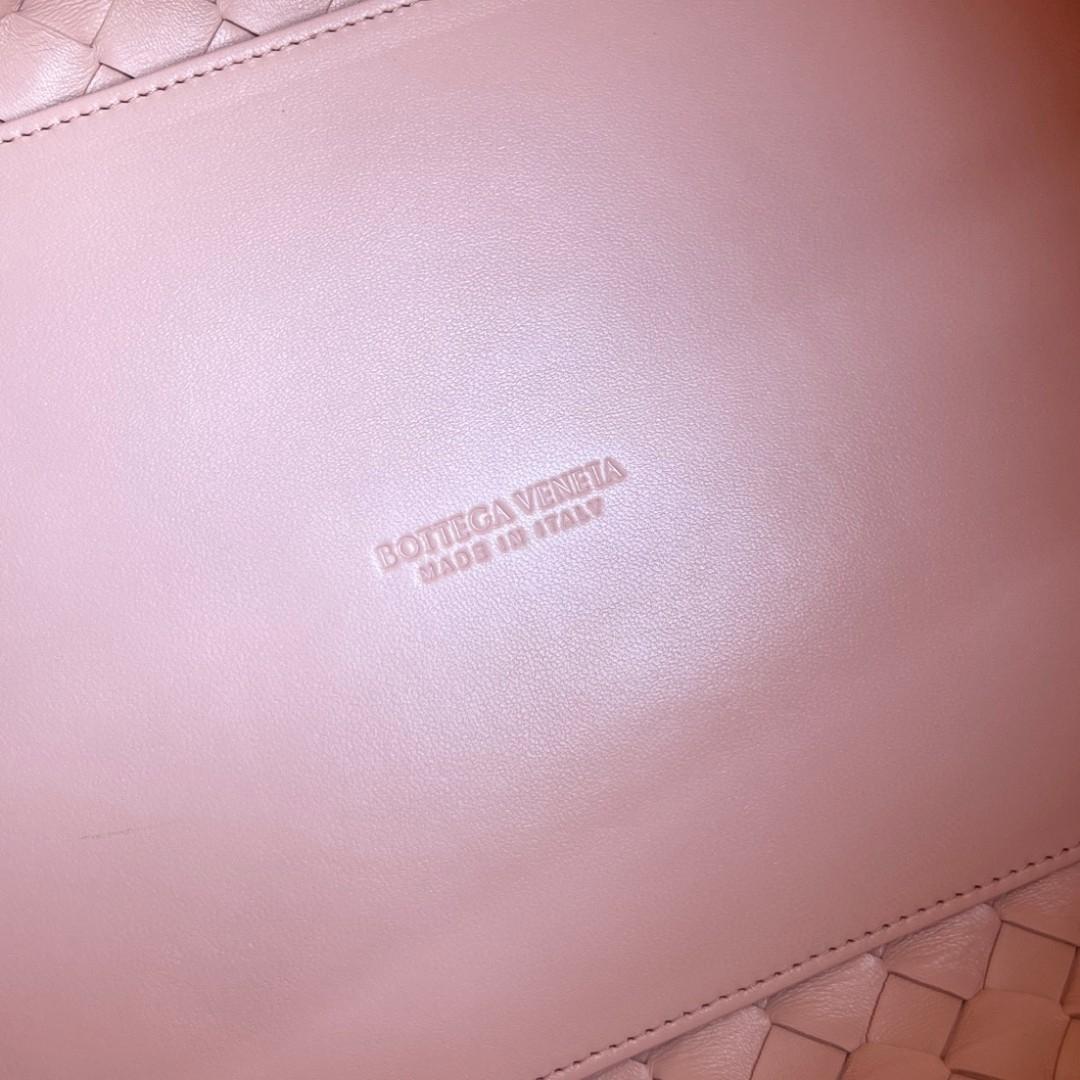 Bottega Veneta Large Parachute light pink 796571 30X26X20cm-duoc-ban-tai-Hvip Bags and Accessories