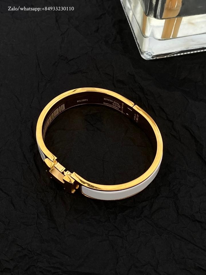 HERMÈS Clic H bracelet H700001F blanc GHW -duoc-ban-tai-Hvip Bags and Accessories