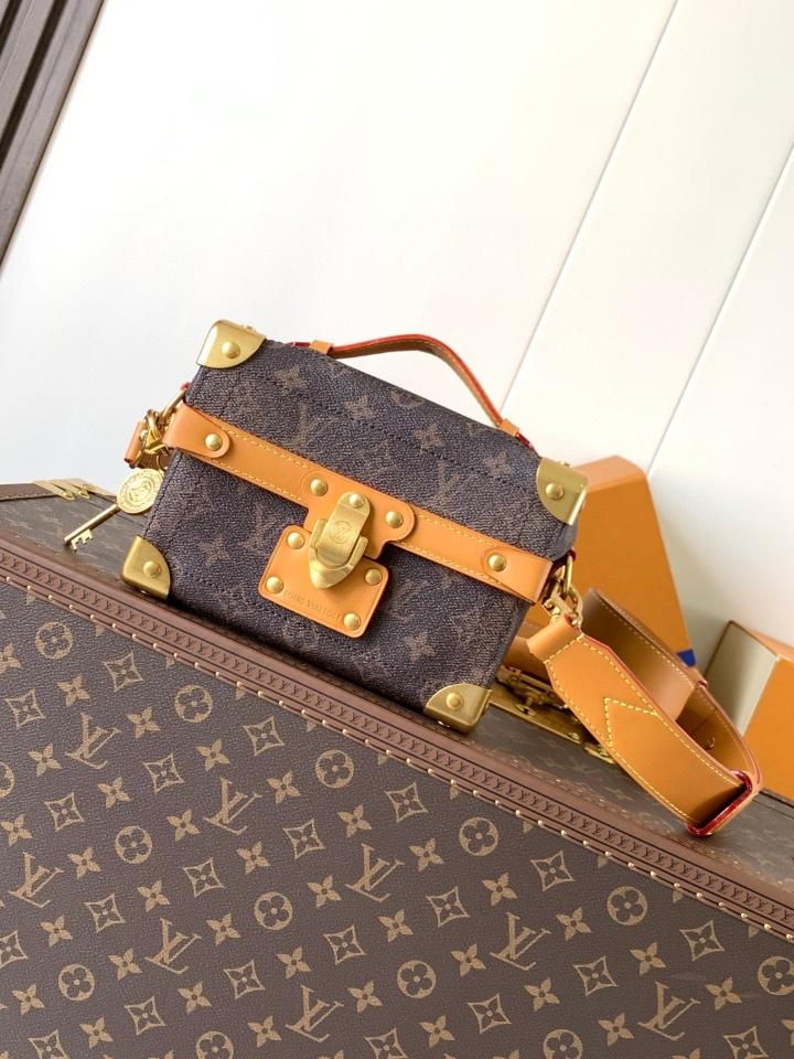 Louis Vuitton M11535
Soul Trunk 19x15x7CM-duoc-ban-tai-Hvip Bags and Accessories