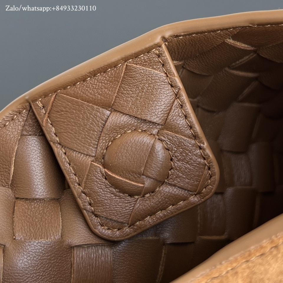 Bottega Veneta medium suede Parachute amber 835921 29.5x17.5x18.5cm -duoc-ban-tai-Hvip Bags and Accessories