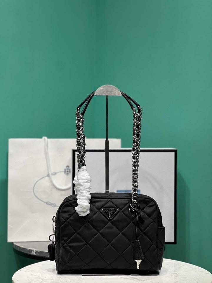 Prada canvas black bag 1BB903 26x19x11cm-duoc-ban-tai-Hvip Bags and Accessories