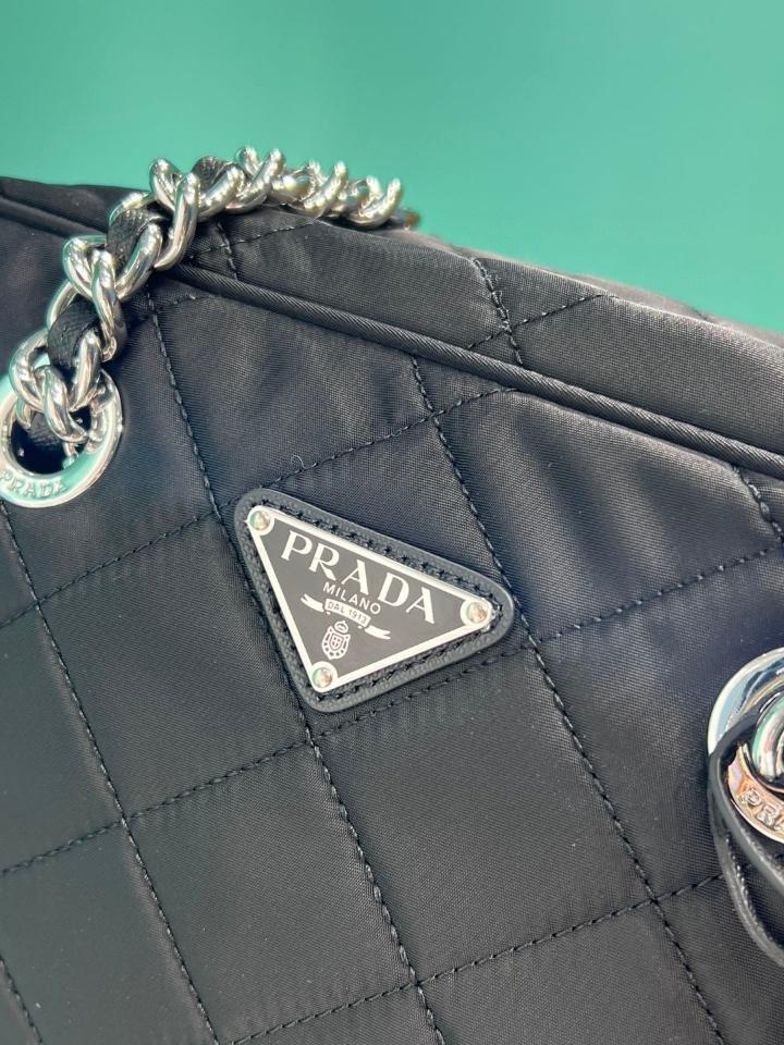 Prada canvas black bag 1BD641 30x21x11cm-duoc-ban-tai-Hvip Bags and Accessories