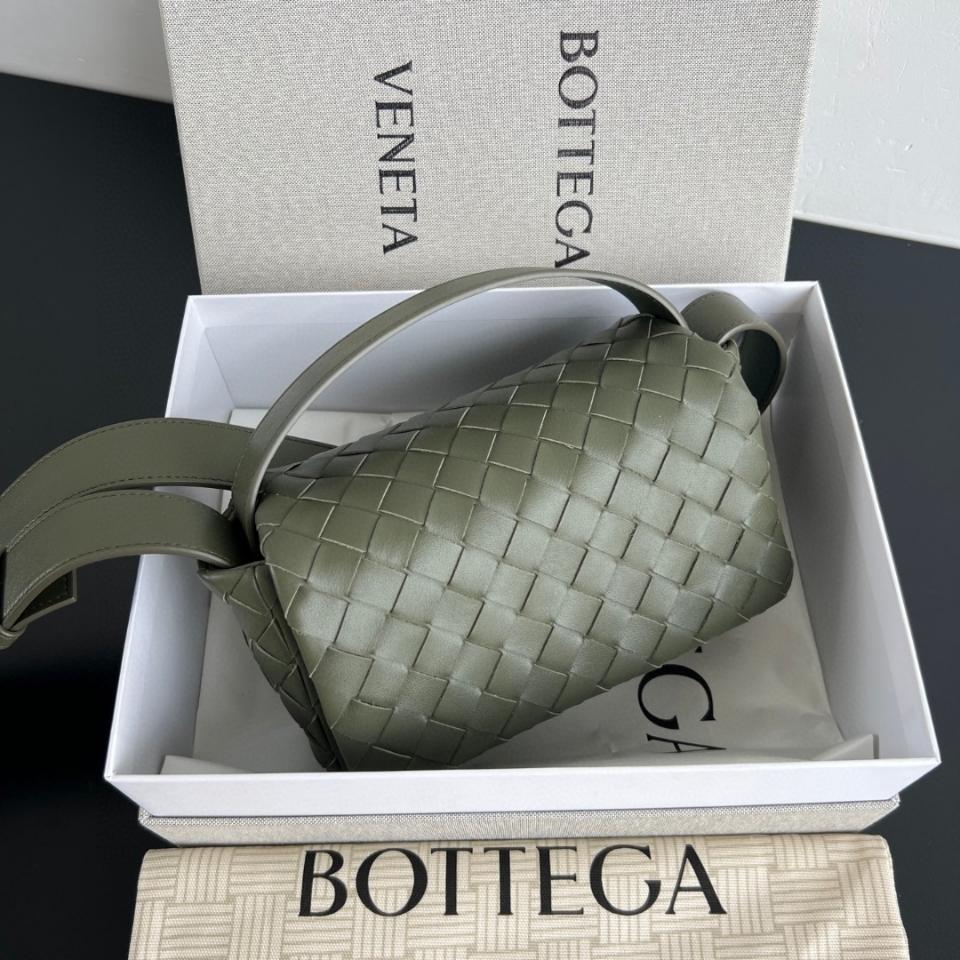 Bottega Veneta Intrecciato Mini Bag With Flap Crocodile 857931 20x12x6.5cm-duoc-ban-tai-Hvip Bags and Accessories