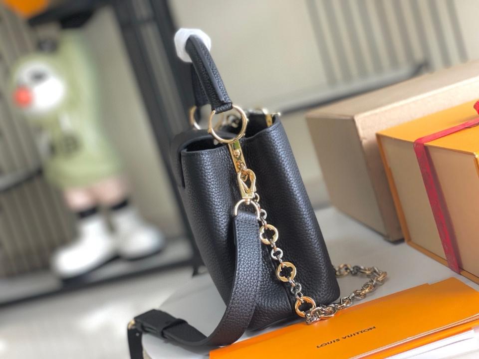 Louis Vuitton M12935
Capucines BB 27.0 x 18.0 x 9.0 cm-duoc-ban-tai-Hvip Bags and Accessories