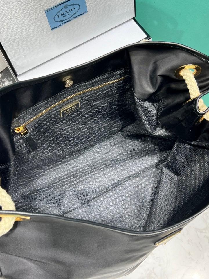 Prada Mariner large Re-Nylon shoulder bag black 1BC244 48x39x14cm-duoc-ban-tai-Hvip Bags and Accessories