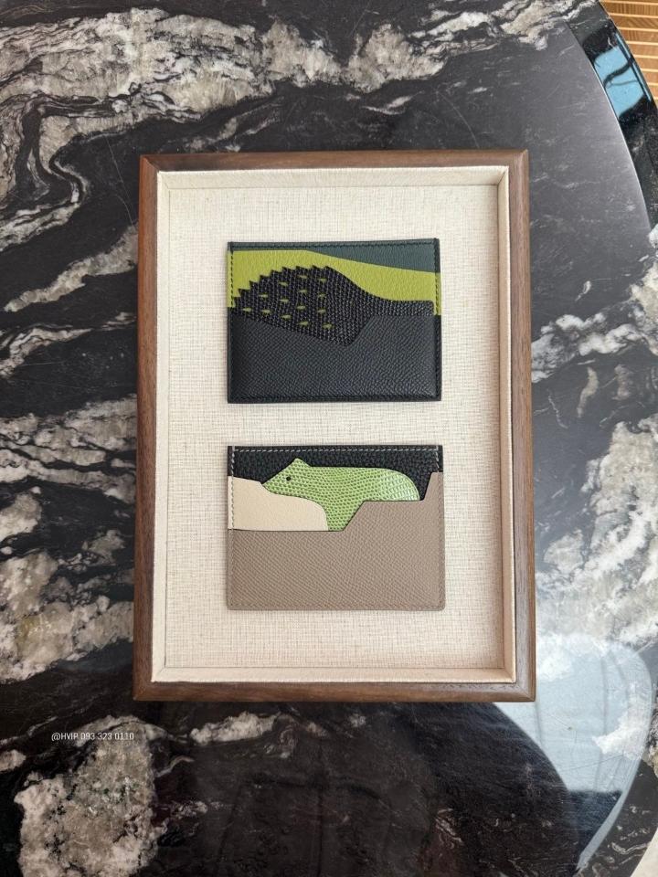 Hermès Histoire Naturelle card holder-duoc-ban-tai-Hvip Bags and Accessories