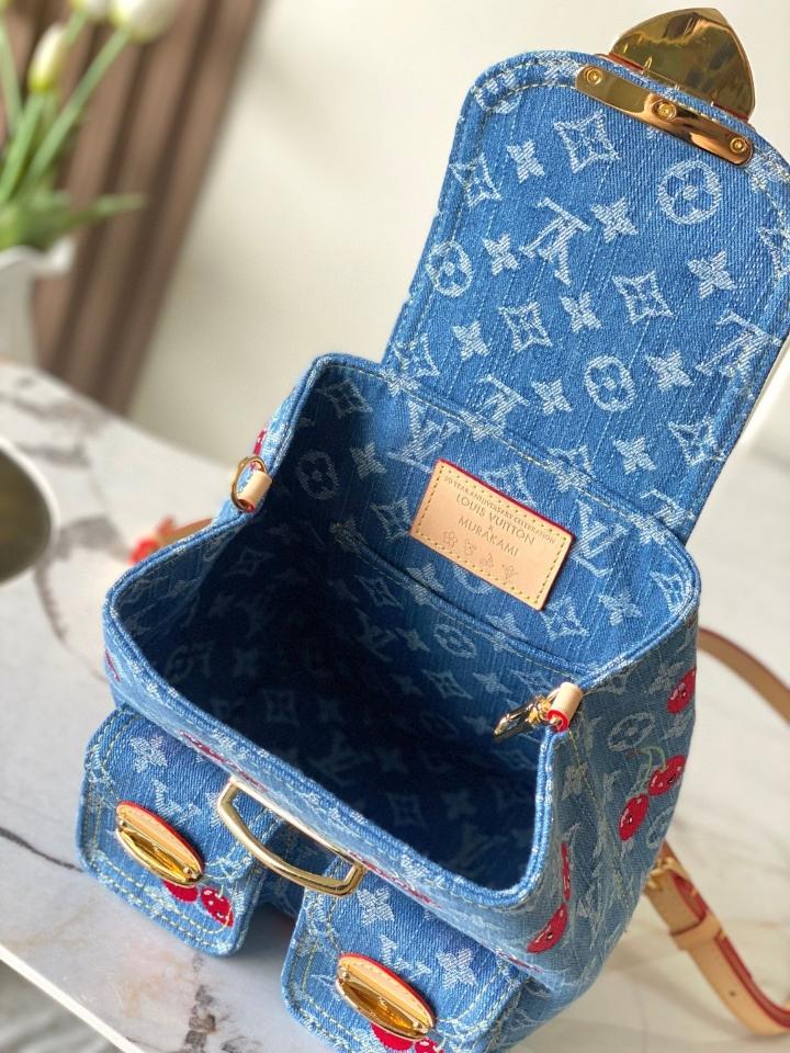 Louis Vuitton M13679
Ba Lô Venice NM LV x TM 24 x26 x7 CM (1) Sao chép-duoc-ban-tai-Hvip Bags and Accessories