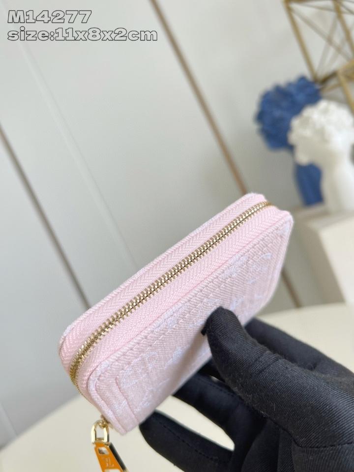 Louis Vuitton M14277
Ví Zippy Coin Monogram Denim  pink-duoc-ban-tai-Hvip Bags and Accessories