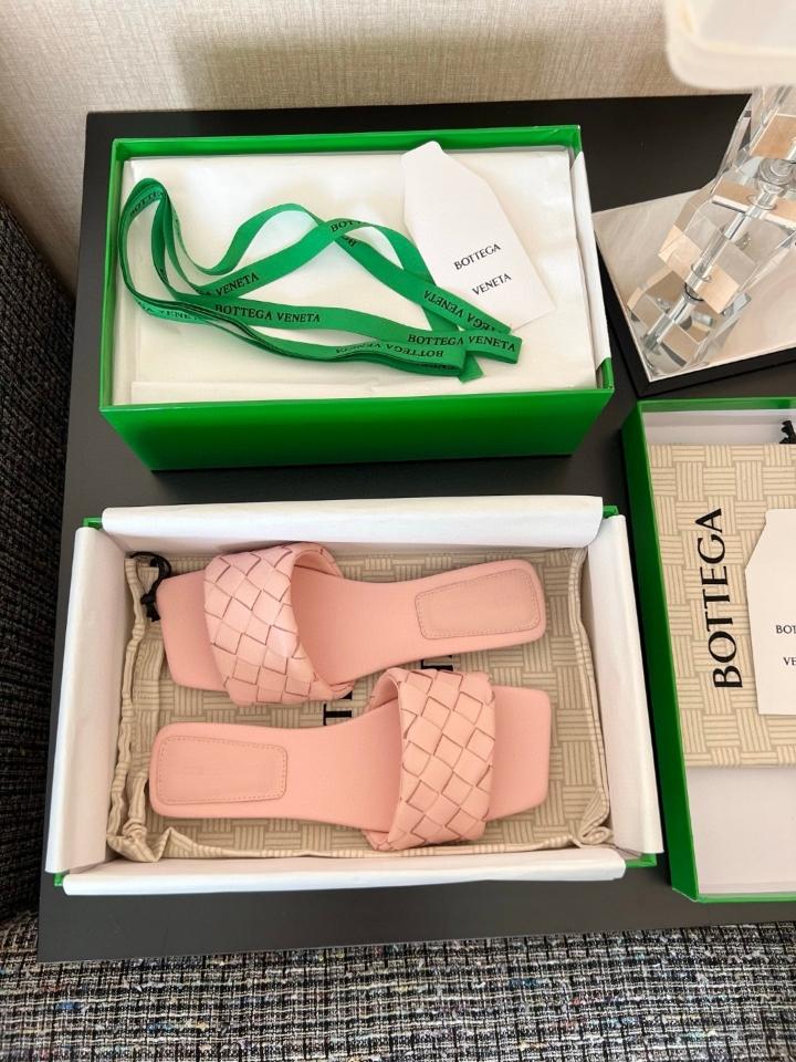 Bottega Veneta Parco Flat Mule pink-duoc-ban-tai-Hvip Shoes and Clothes