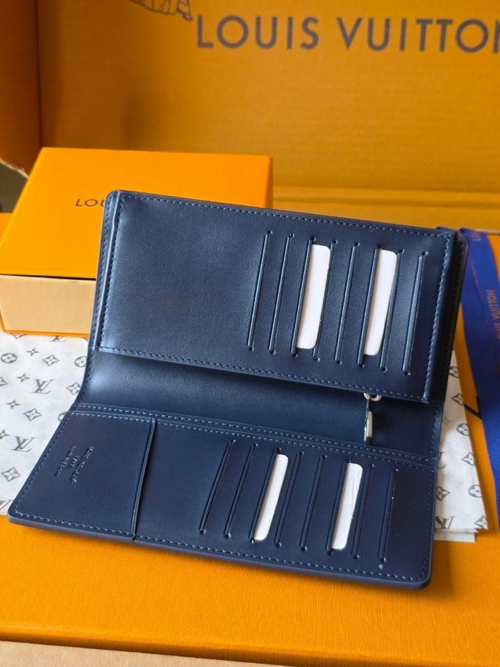 Louis Vuitton M25978
Brazza Wallet-duoc-ban-tai-Hvip Bags and Accessories