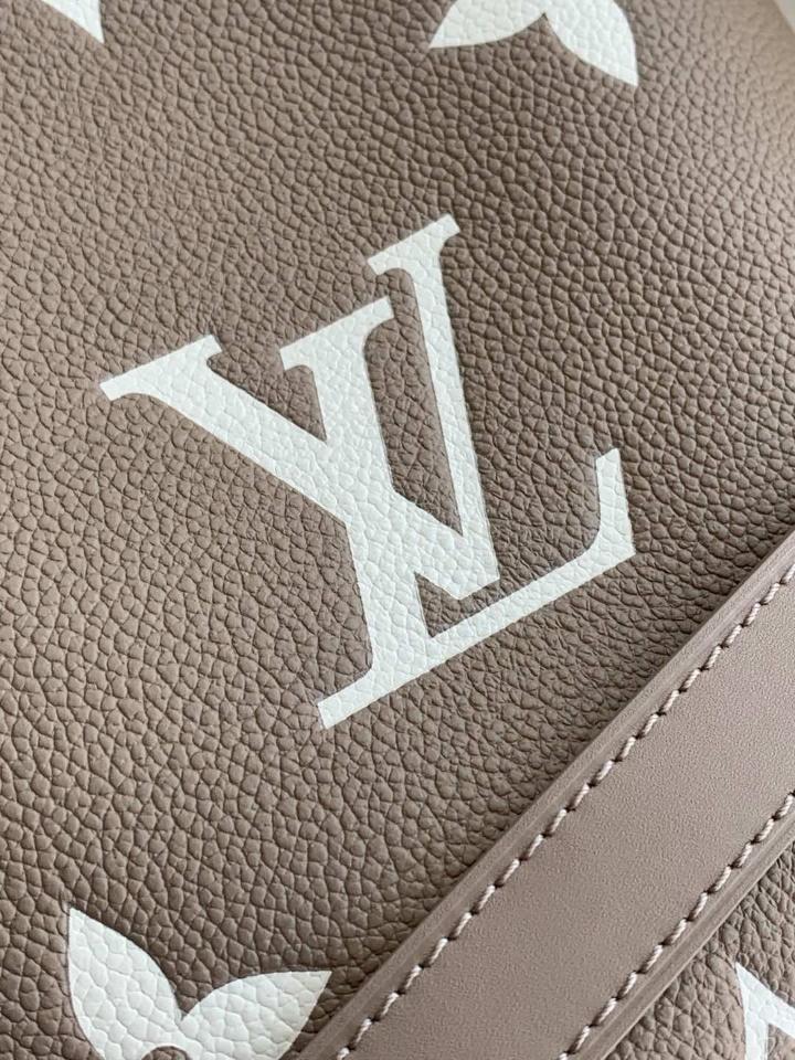 Louis Vuitton M13045 All In BB 16 x 18 x 12 cm (1-3) -duoc-ban-tai-Hvip Bags and Accessories