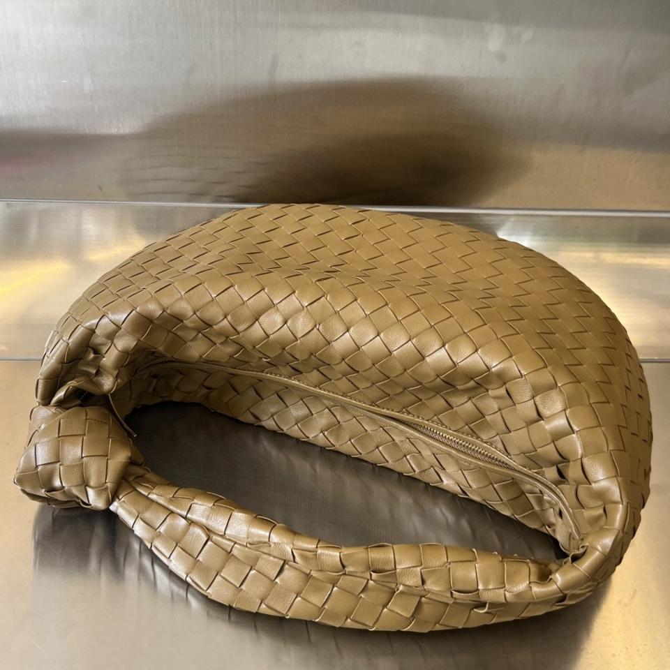 Bottega Veneta Jodie dark beige 600261 48x40x16cm-duoc-ban-tai-Hvip Bags and Accessories