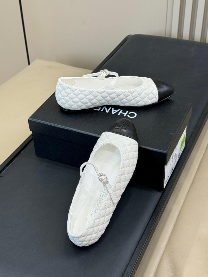 Chanel 25a BALLERINAS lambskin white/black (1) -duoc-ban-tai-Hvip Shoes and Clothes