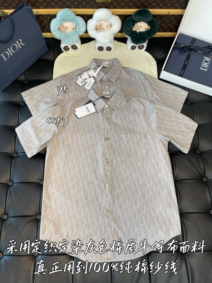 Dior Dior Oblique Short-Sleeved Overshirt
Gray Cotton Denim 243D589A3001_C880-duoc-ban-tai-Hvip Shoes and Clothes