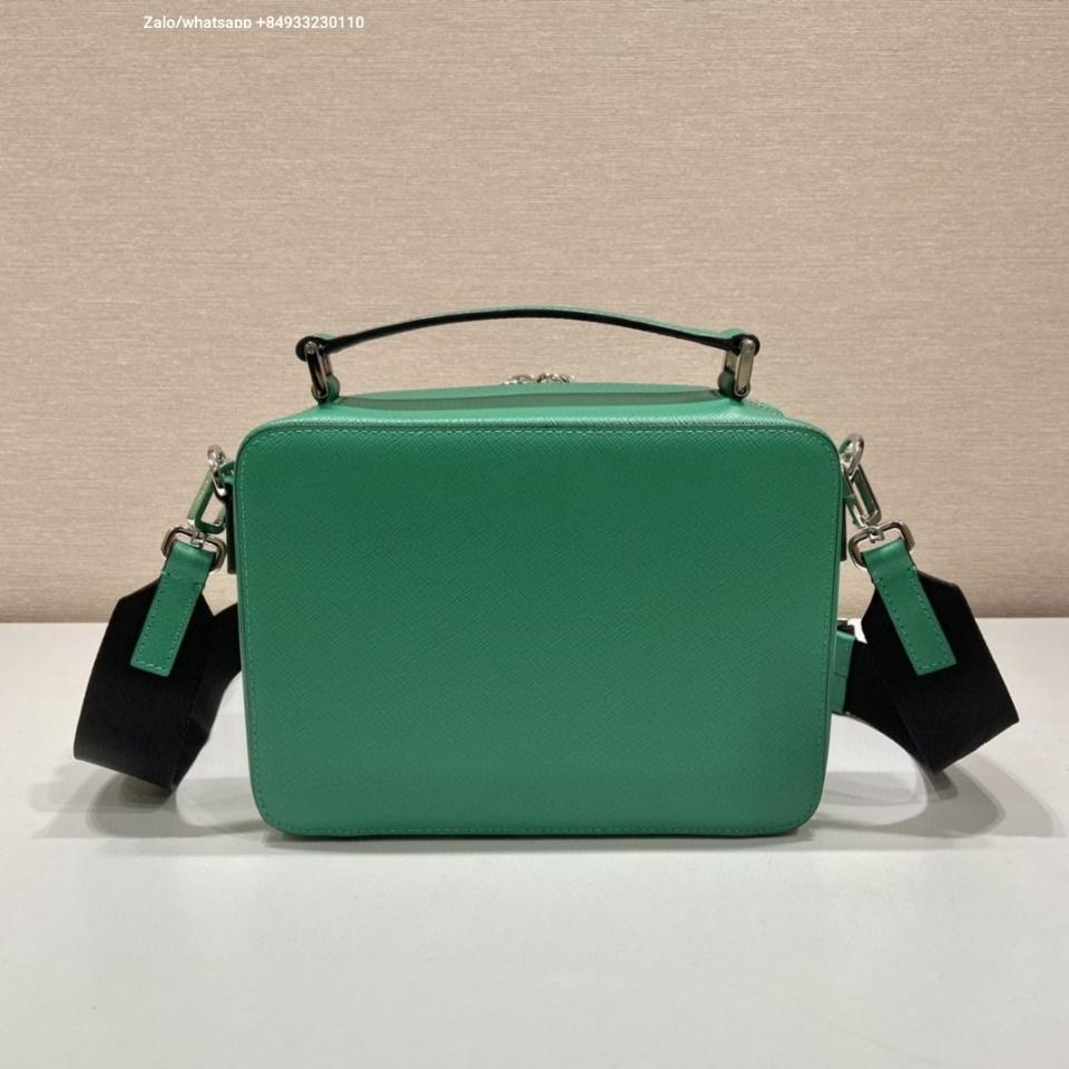 Prada Medium Prada Brique Saffiano leather bag 2VH069 green 22x16x6cm -duoc-ban-tai-Hvip Bags and Accessories