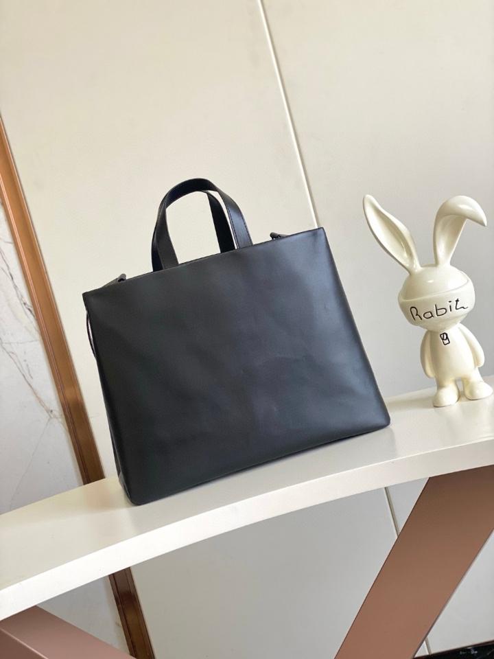 Louis Vuitton M13979
Túi Shopper Bag MM 40.0 x 32.0 x 16.0cm-duoc-ban-tai-Hvip Bags and Accessories