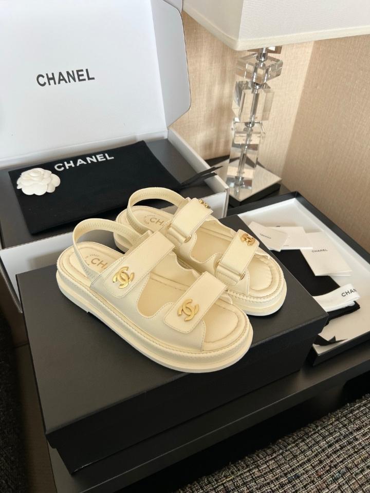 Chanel Sandals
Lambskin 
White G46339 -duoc-ban-tai-Hvip Shoes and Clothes