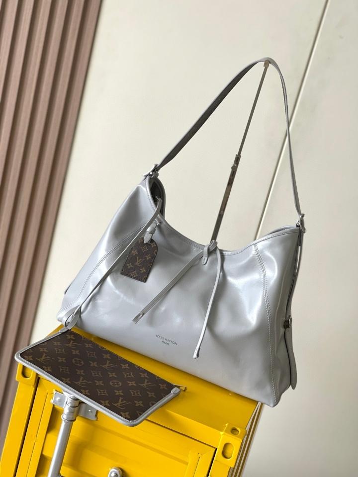 Louis Vuitton M12583
Túi CarryAll Vibe MM 39x30x15cm L1-duoc-ban-tai-Hvip Bags and Accessories