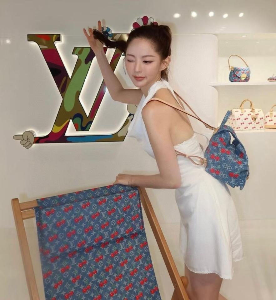 Louis Vuitton M13679
Ba Lô Venice NM LV x TM 24 x26 x7 CM L1-duoc-ban-tai-Hvip Bags and Accessories