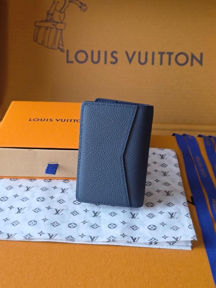 Louis Vuitton M25984
Ví Pocket Organizer-duoc-ban-tai-Hvip Bags and Accessories