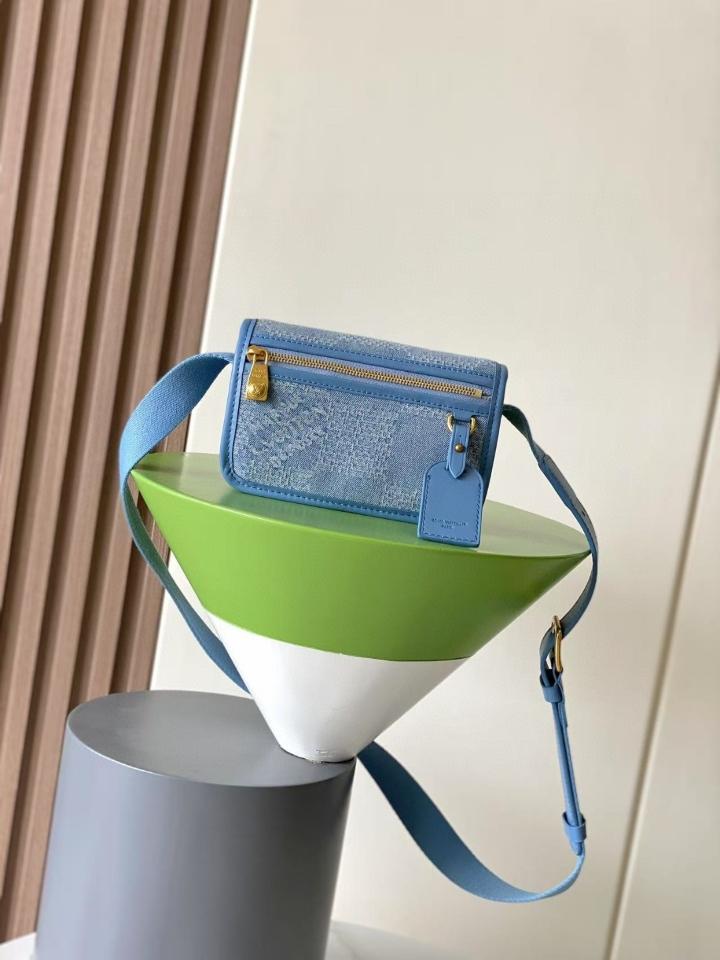 Louis Vuitton N00210
Bosphore Wearable Wallet12 x 7 x 19 cm-duoc-ban-tai-Hvip Bags and Accessories