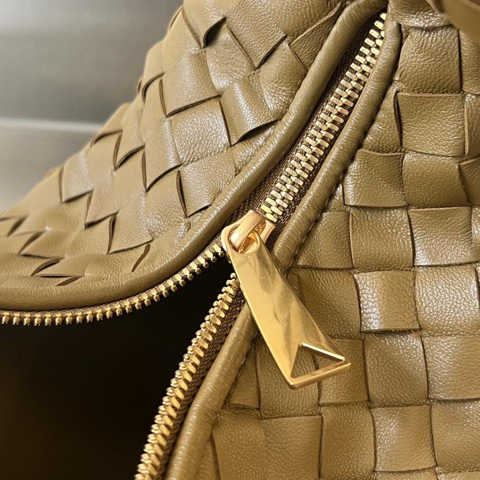Bottega Veneta Jodie dark beige 600261 48x40x16cm-duoc-ban-tai-Hvip Bags and Accessories