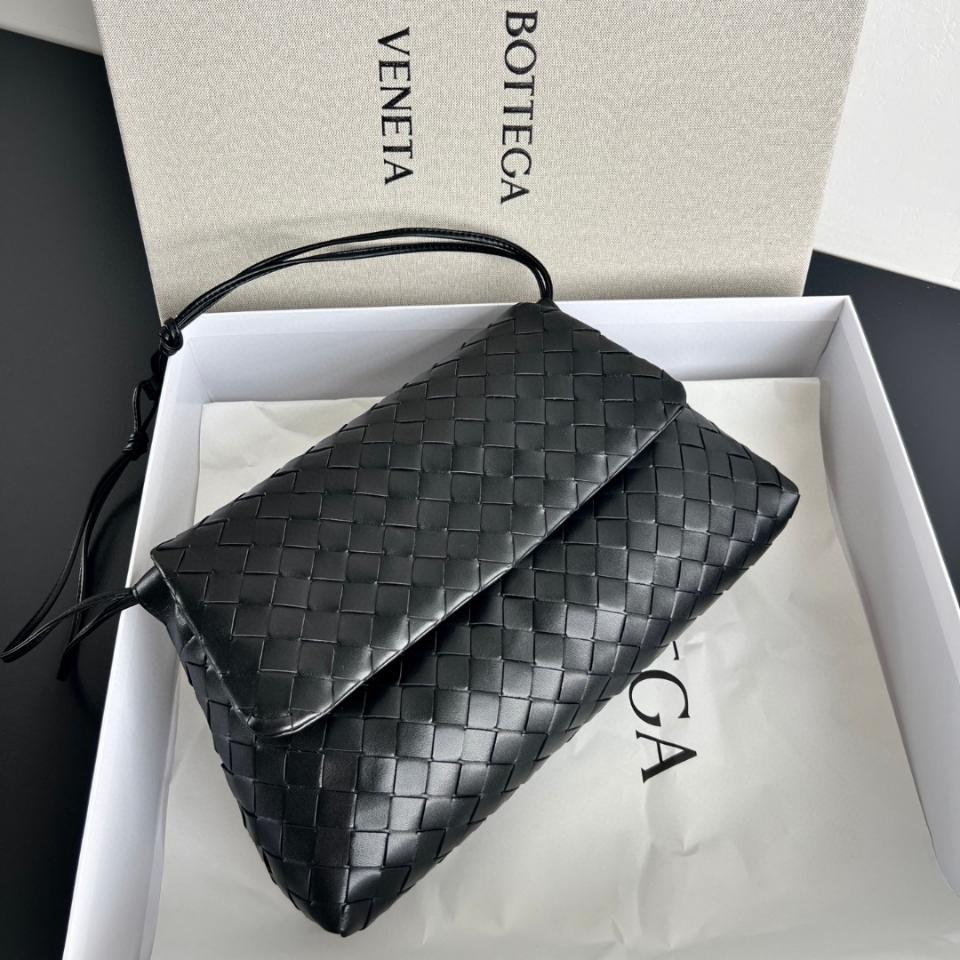 Bottega Veneta Giorno black 857657 33x19x8cm -duoc-ban-tai-Hvip Bags and Accessories